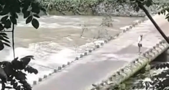 Chappathmanjumbedtoriver