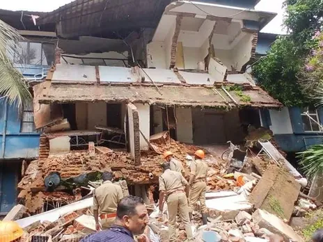 kottayam medical college building crashed