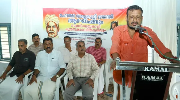 e050cab9-2bd3-4d1b-844f-de27f84c5aa5