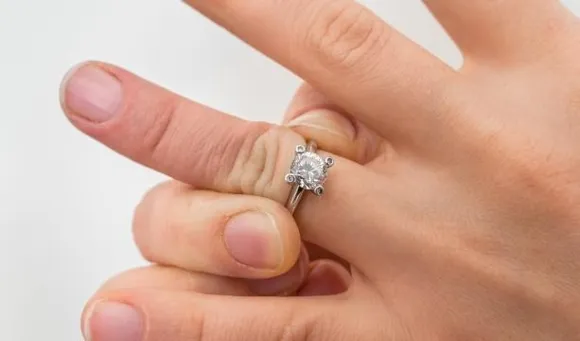 fdcc970a-24e9-4d25-bd63-aeab635d46c9