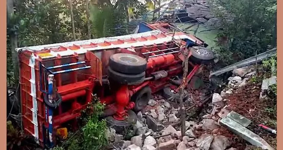 Lorryaccidentnewwwwkollam