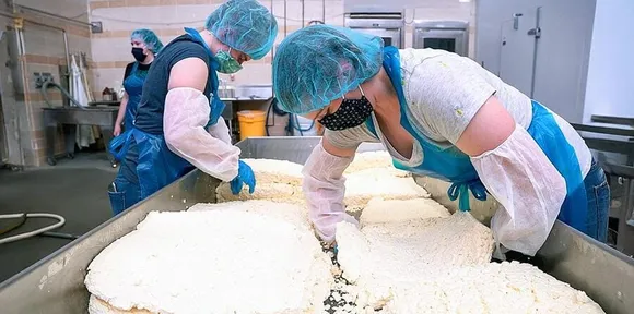 7cd350b4-3d6f-4604-8e9c-1a3f0d80ac67