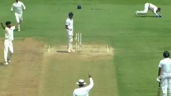 w-1280,h-720,imgid-01hry1wmcjhfpbm9h3zt9p1wjp,imgname-umpire-giving-wrong-out