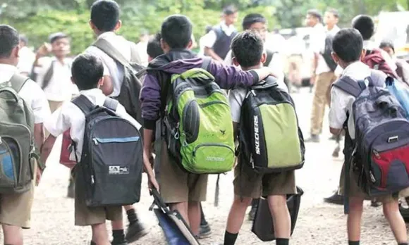 930700-schoolstudents