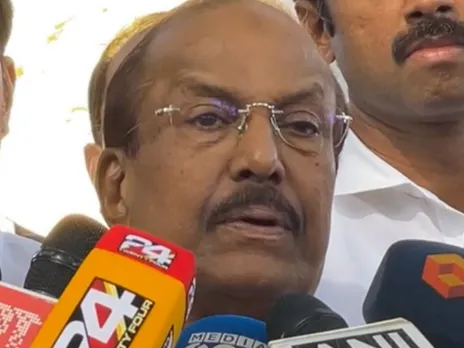 p k kunjalikutty