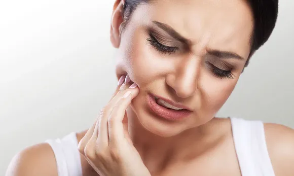 Causes-of-Tooth-Pain-featured