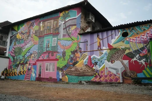 3. The Tresspassers mural at Cube Art Spaces, Bazaar Road, Mattancherry