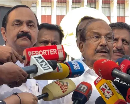 vd satheesan pk kunhalikutty