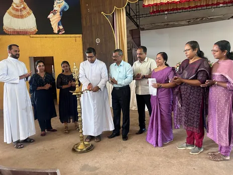 b7124338-0e57-410d-a952-2d3560d33aed