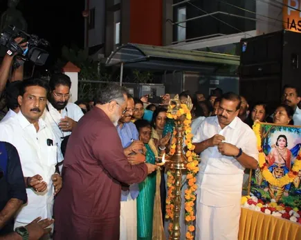 bjp protest in front of cliff house-2