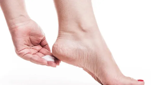 footcare-durin-monsoon