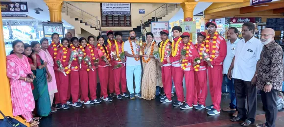 champions honoured-2