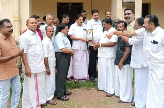 zakeer honoured