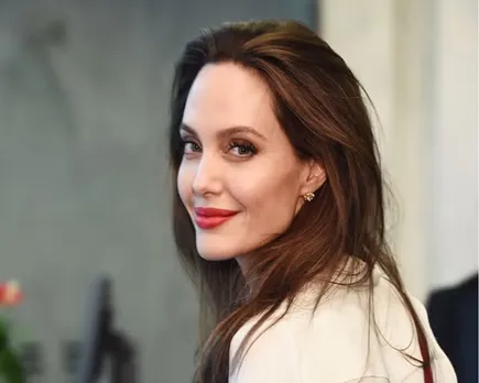 angelina jollyy