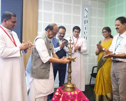 mundoor yuvakshethra college