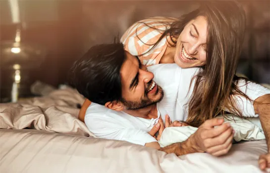 happy-couple93289832.jpg