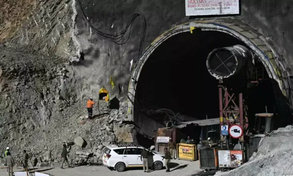 1398759-tunnel.webp
