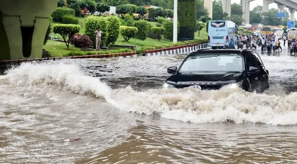 Heavy Rain In Delhi