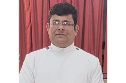 rev santhosh varghese ipl