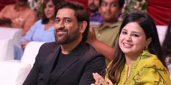 dhoni sakshi