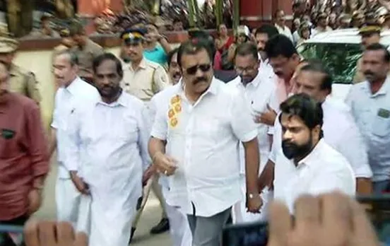 uresh gop at police station