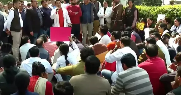nurses protest