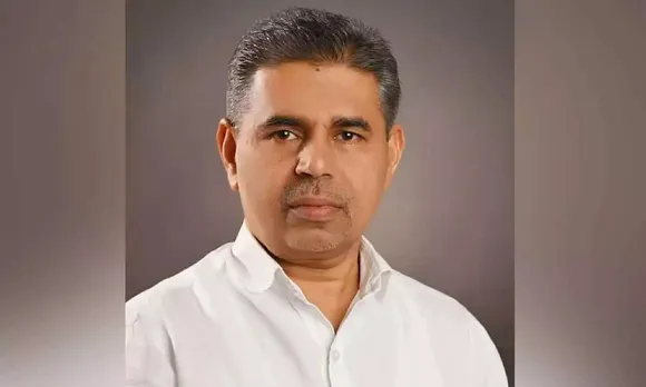 km hamsaUntitled45.jpg