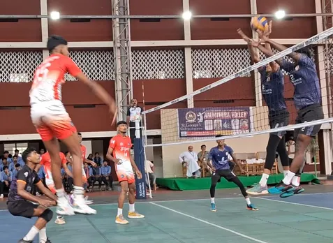 aruvithura volley-5