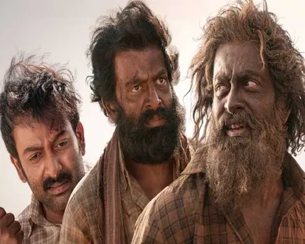 aadujeevitham trailer.jpg