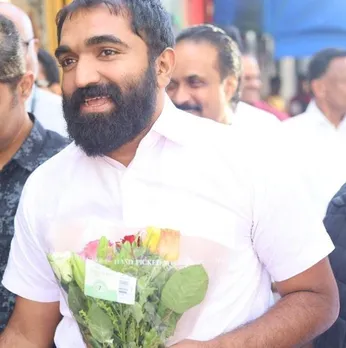 ഒഐസിസിയുടെ ആഭിമുഖ്യത്തിൽ യുകെയിൽ ചാണ്ടി ഉമ്മന് ഗംഭീര സ്വീകരണം; ഉമ്മൻ‌ ചാണ്ടിയുടെ ഒന്നാം ചരമവാർഷികം ജൂലൈ 28ന് ആചരിക്കും