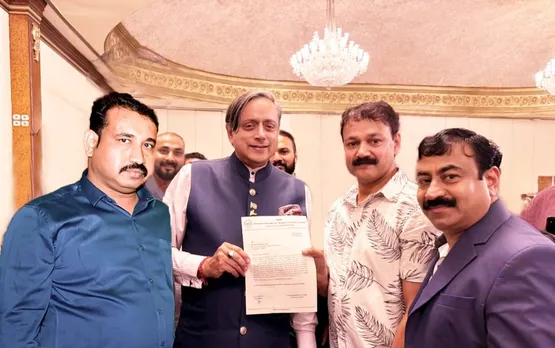 trak tharoor