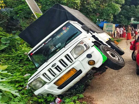 pala ponkunnam accident.jpg