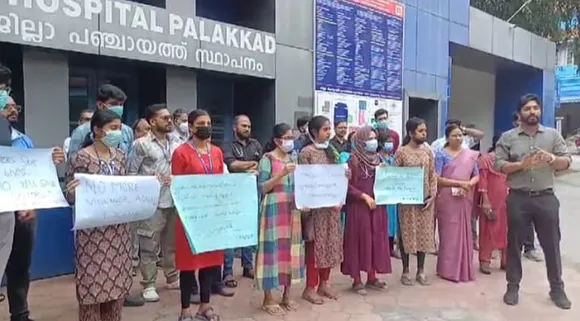 health workers protest palakkad