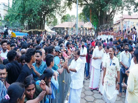 chazhikkadan pooram.jpg