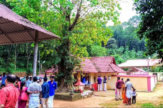 marangattupalli cheradikavu temle