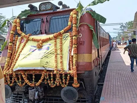 train pattanbi nilaboor1.jpg