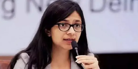 കുട്ടിക്കാലത്ത് പിതാവ് ലൈംഗികമായി ചൂഷണം ചെയ്തു, പേടിച്ച് ഒളിച്ചിരുന്നു ! വെളിപ്പെടുത്തലുമായി ഡല്‍ഹി വനിതാകമ്മിഷന്‍ അധ്യക്ഷ