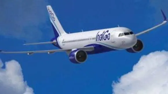 വി​മാ​നം പ​റ​ക്കു​ന്ന​തി​നി​ടെ  കോ​ക്പി​റ്റി​ല്‍  പീഡനത്തിന് ശ്രമം ;പൈലറ്റിനെതിരെ പരാതി