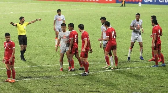 സാഫ് കപ്പ് ഫുട്‌ബോളില്‍ ഇന്ത്യയ്ക്ക് കിരീടം; നേപ്പാളിനെ തകര്‍ത്തത് എതിരില്ലാത്ത മൂന്ന് ഗോളുകള്‍ക്ക്; ഛേത്രിയും സുരേഷും സഹലും വല കുലുക്കി