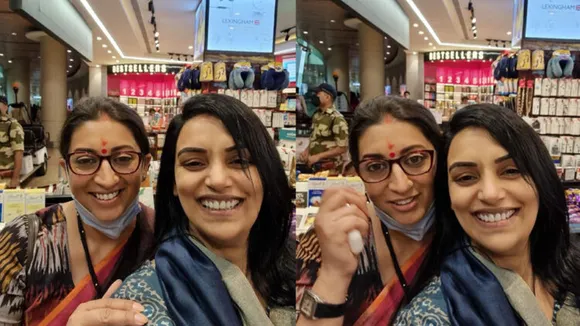 പണ്ടത്തെ പോലെ തന്നെ സൗമ്യശീല, ഇപ്പോഴും ഒരു മാറ്റവുമില്ല; സ്മൃതി ഇറാനിയോടൊപ്പമുള്ള ചിത്രം പങ്കുവെച്ച് ശ്വേത മേനോൻ