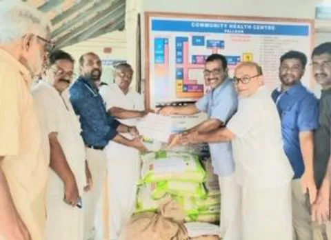 പള്ളൂർ ഗവണ്മെന്റ് ആശുപത്രി രോഗികൾക്ക് ദുബൈ മാഹി കെഎംസിസി ഭക്ഷണസാധനങ്ങൾ നൽകി
