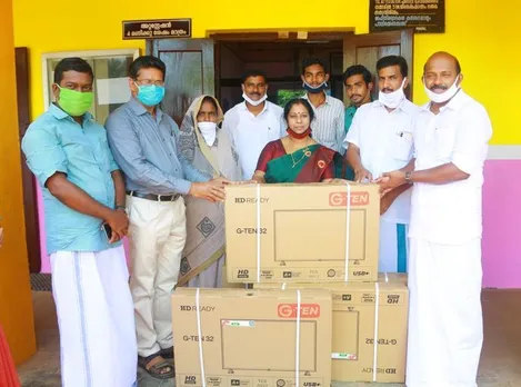 ദമ്മാം ഒ ഐ സി സി ആലപ്പുഴ ജില്ലാ കമ്മിറ്റി സ്മാർട്ട് ടി.വി കൾ നൽകി...