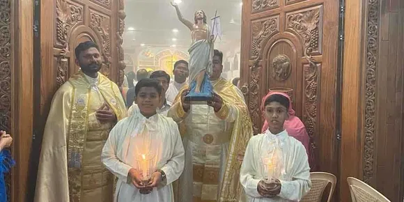 കാൽക്കാജി സെന്റ് ജോസഫ് ഇടവകയിൽ നടന്ന  ഉയിർപ്പ് തിരുനാൾ പ്രദക്ഷിണം ഭക്തിനിര്‍ഭരമായി