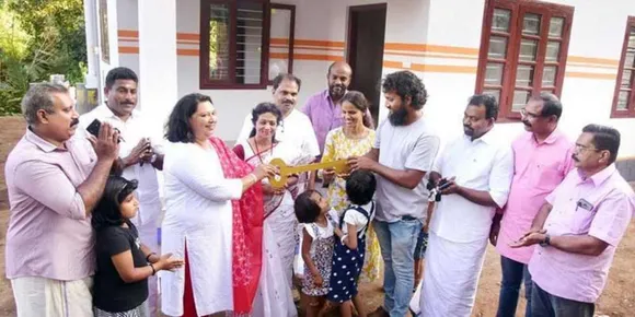 ഡബ്ല്യു.എം.സി ചിക്കാഗോ പ്രോവിന്‍സ് നിർമ്മിച്ച് നൽകുന്ന  പത്തു  ഭവനങ്ങളിൽ  ഏഴാമത്തേതിന്റെ താക്കോൽദാനം നിര്‍വഹിച്ചു