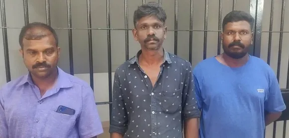 തൊടുപുഴ-പാലാ റോഡിൽ മാലിന്യം  തള്ളുന്ന ആലപ്പുഴ സ്വദേശികളെ  ഓടിച്ചിട്ടു പിടികൂടി രാമപുരം പോലീസ്