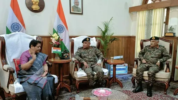 മണിപ്പൂരിൽ കരസേന മേധാവി ഇന്ന് സന്ദർശനം നടത്തും, ഉന്നത സൈനിക ഉദ്യോഗസ്ഥരുമായി സംസ്ഥാനത്തെ നിലവിലെ സാഹചര്യം സംബന്ധിച്ച് ജനറൽ മനോജ് പാണ്ഡെ ചർച്ച നടത്തും
