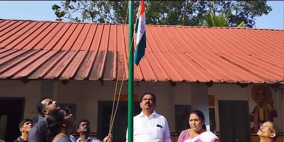 വലവൂർ ഗവ.യുപി സ്കൂളിൽ ഇംഗ്ലീഷ് എൻറിച്ച്മെന്റ് പ്രോഗ്രാമിന്റെ ആഭിമുഖ്യത്തിൽ റിപ്പബ്ലിക് ദിനാഘോഷത്തിന്റെ ഭാഗമായി സംഘടിപ്പിച്ച കുട്ടികളുടെ ഇംഗ്ലീഷ് പ്രസംഗം കേൾവിക്കാരിൽ കൗതകമുണർത്തി