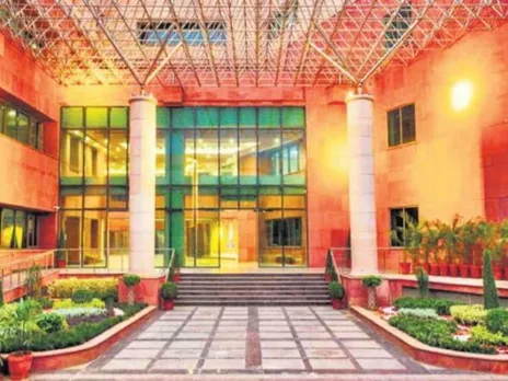 പുതിയ സുപ്രീംകോടതി സമുച്ചയം: അന്താരാഷ്ട്രനിലവാരമുള്ള രണ്ട് ഓഡിറ്റോറിയം. അത്യാധുനികമായ മൂന്നുനില ലൈബ്രറി. പഴയ കെട്ടിടത്തിൽനിന്ന് പുതിയ ബിൽഡിംഗിലേക്കു പോകാനായി മൂന്നു ടണലുകൾ