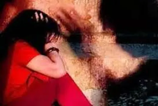 വളാഞ്ചേരി പോക്സോ കേസ്:അഞ്ചാം ക്ലാസിൽ പഠിക്കുമ്പോൾ സഹോദരി ഭർത്താവ് പീഡിപ്പിച്ചതായി പെൺകുട്ടി; പെൺകുട്ടിയുടെ സഹോദരിയുടെ ഭർത്താവിനെതിരെയും കേസ്