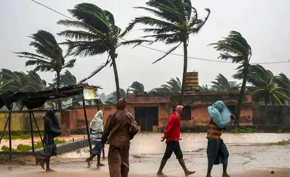 തമിഴ്നാട് തീരത്തേക്ക് ചുഴലിക്കാറ്റ്; കനത്ത മഴയ്ക്ക് സാധ്യത